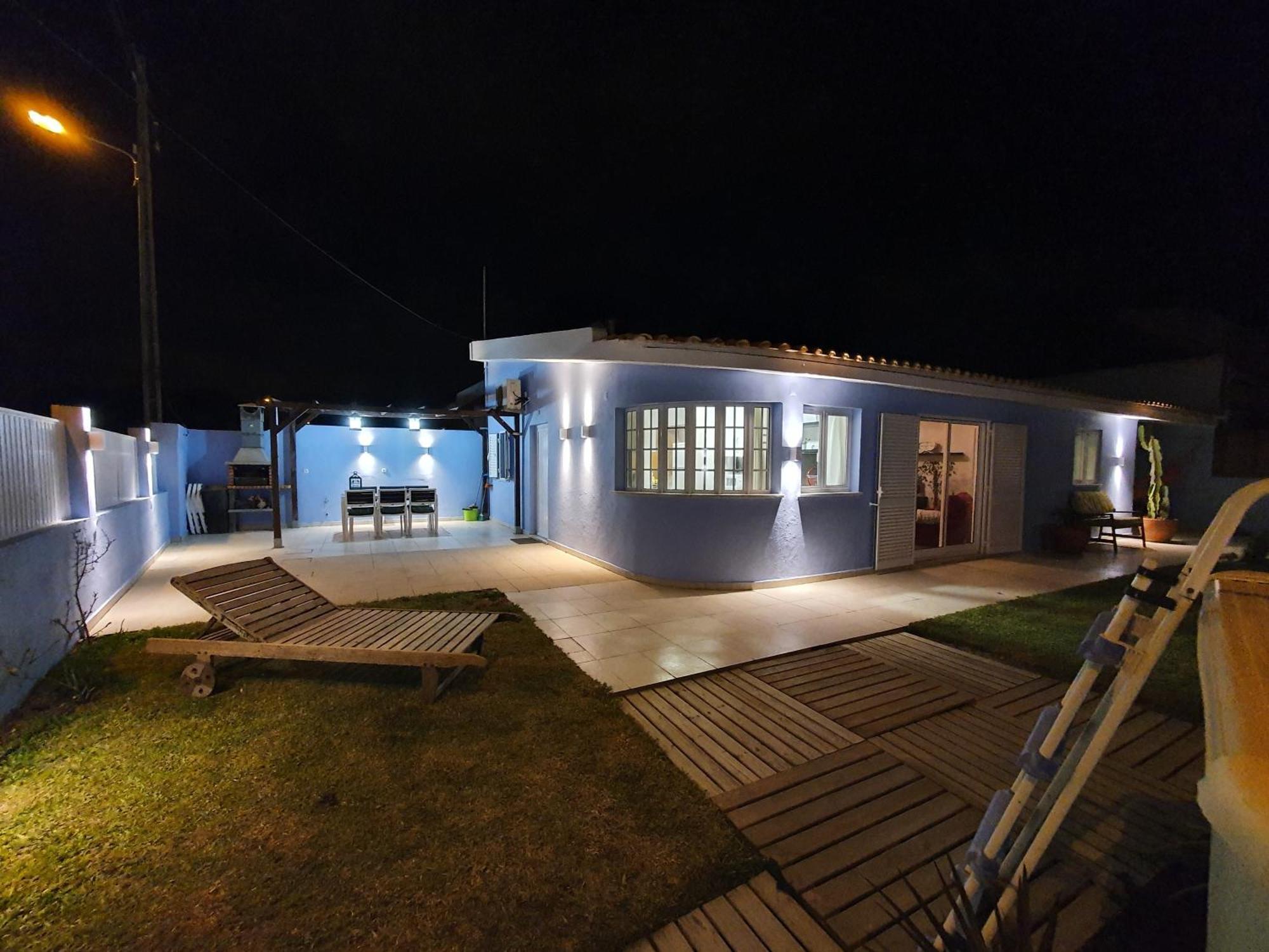 Moradia Familiar Piscina 5Min Praia By Host-Point Charneca  Exterior photo